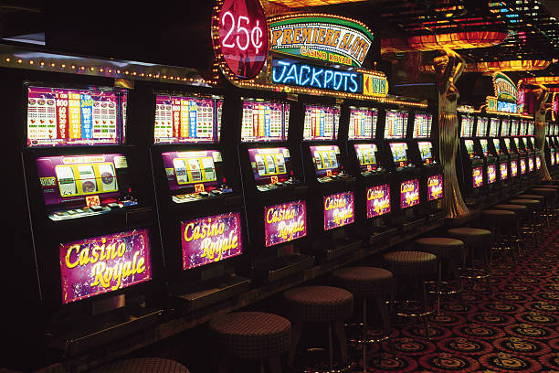 supercuan slot deposit screen showing DANA, OVO, GoPay, ShopeePay, LinkAja and bank options